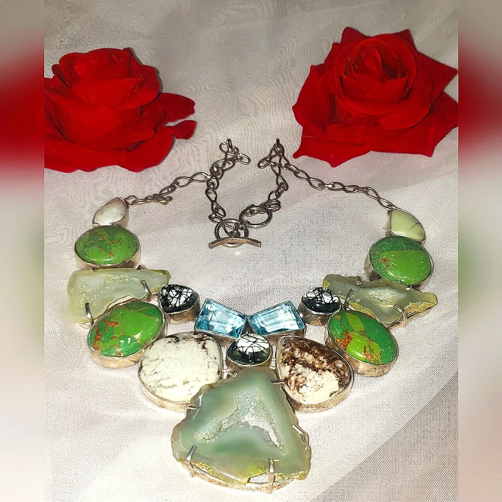 Showstopping Multi-Gemstone Extravaganza Statement Necklace - Picture 6 of 16